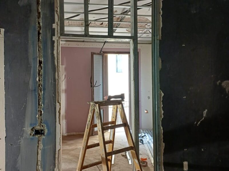 Controsoffitto in cartongesso con faretti incassati