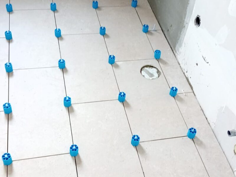 Posa pavimenti bagno